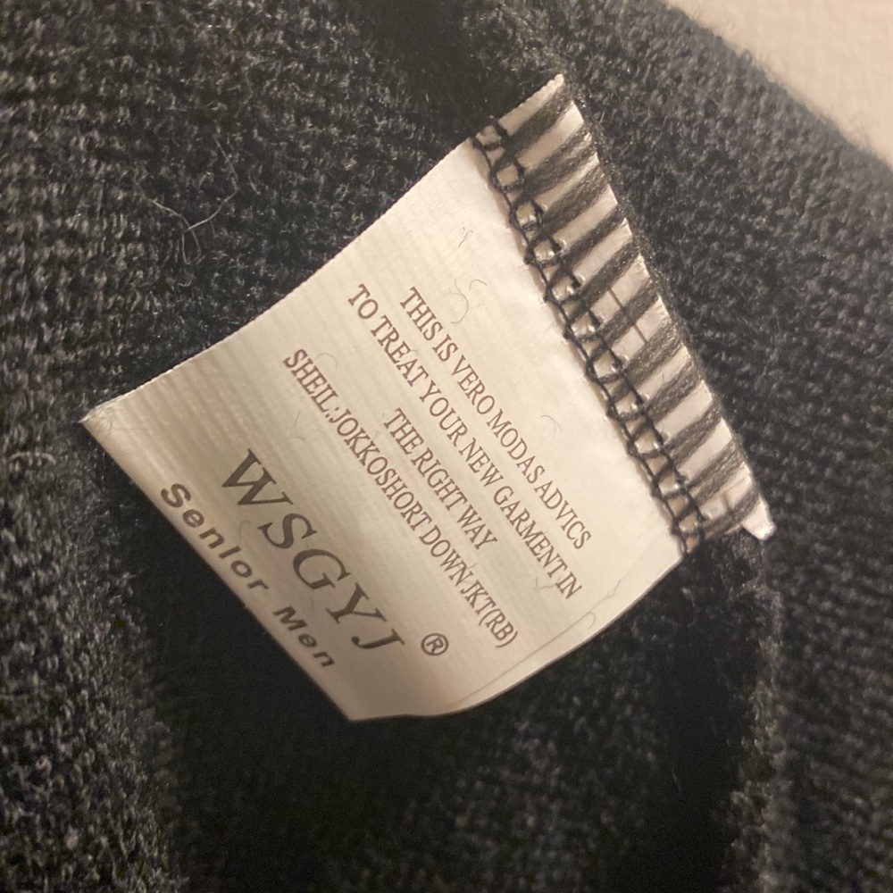 Sweater - Picture 5 of 5